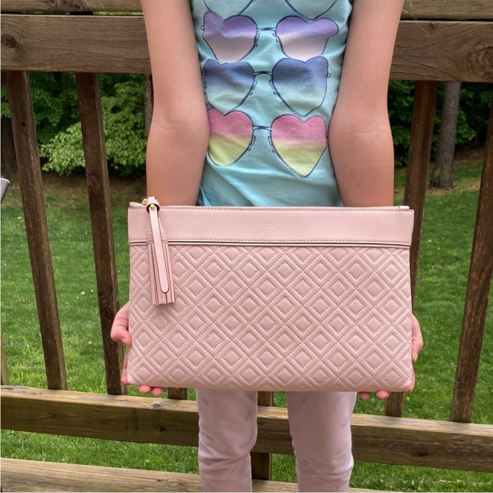 Tory Burch Fleming Medium Pouch in Shell Pink - Picture 8 of 10